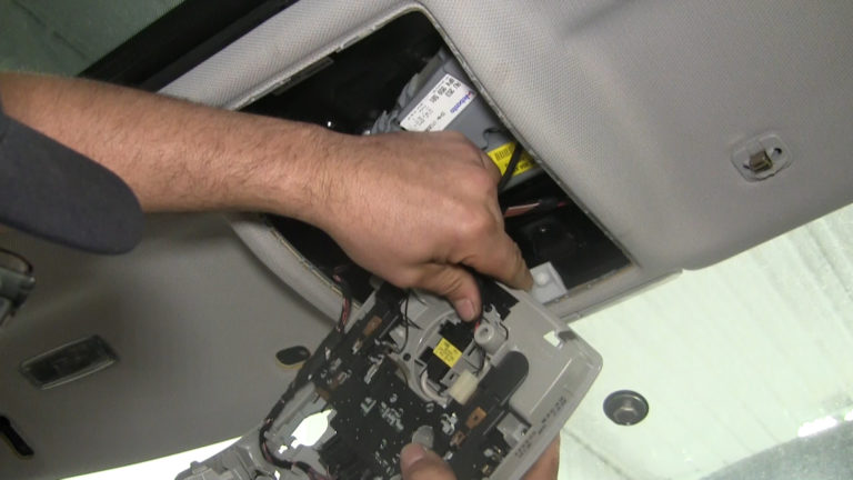Remove Plastic Connectors